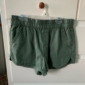 American Eagle army green shorts
